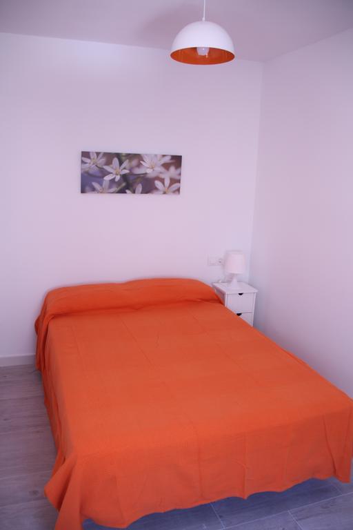 Apartamento Orange Triana Centro Seville Exterior photo